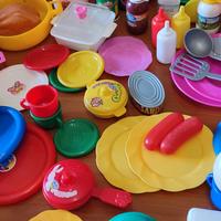 pentoline e stoviglie giocattolo 