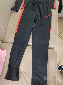 Tuta Nike 10/12 anni ragazza 