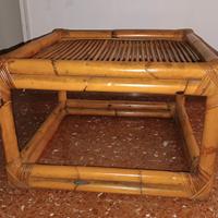 Tavolino di vimini