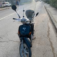 Piaggio Liberty 50 2 -Bauletto/Parabrezza inclusi