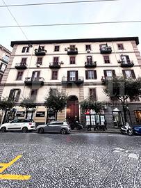 Corso G. Garibaldi - ristrutturata con terrazzo