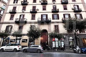 Corso G. Garibaldi - ristrutturata con terrazzo