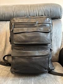 Zaino Piquadro in pelle nera