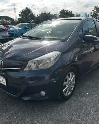 Toyota Yaris 1.4 D-4D 5 porte Lounge