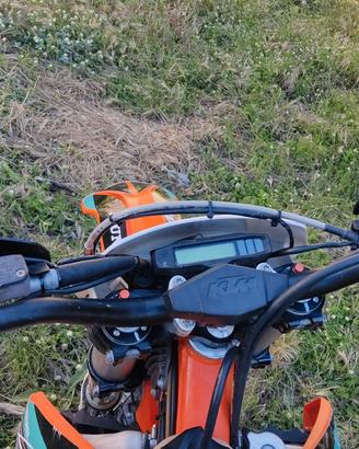 moto enduro KTM 250 benzina anno 2016