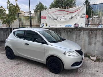 Lancia Ypsilon 1.2 69 CV 5 porte GPL Ecochic Gold