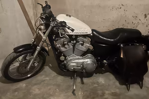 Harley Davidson 883