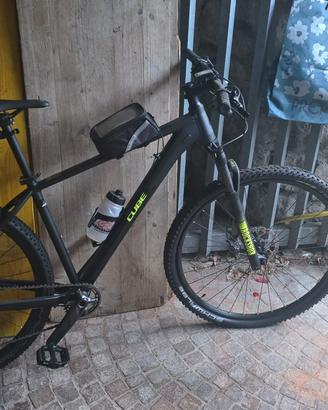 MTB CUBE 29” RockShox