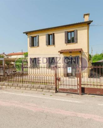 Villa di 208 m² con più di 5 locali a Mirano