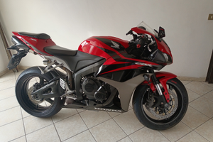 Honda cbr 600 rr