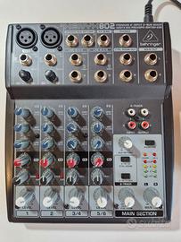 Mixer BEHRINGER Xenyx 802