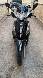 Kymco People 300 GT