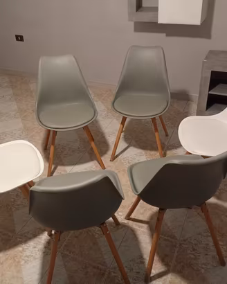 Set 6 sedie +Credenza+Parete attrezzata
