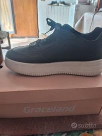 SCARPE E STIVALI