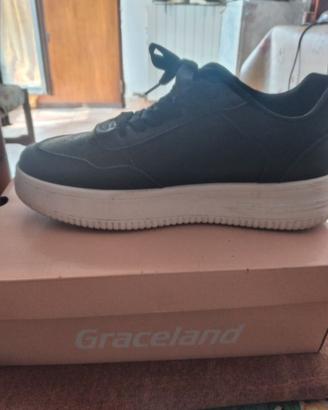 SCARPE E STIVALI