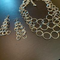 Parure collana e orecchini 