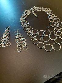 Parure collana e orecchini 