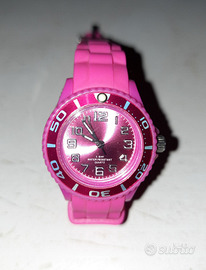 Orologio da donna al quarzo water resistant 5 bar