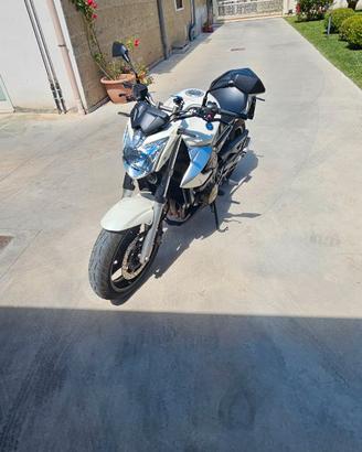 Yamaha xj6 solo da guidare!!!
