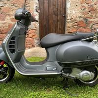 Piaggio Vespa GTS Super Sport - 2016
