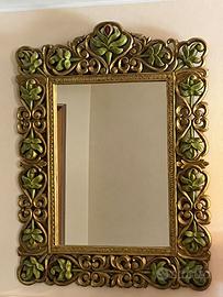 Specchio gusto Liberty in legno massiccio