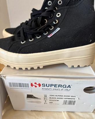 Scarpe superga