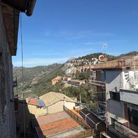 3 LOCALI A OLEVANO ROMANO