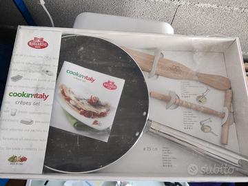 Crepes set cookin Italy 