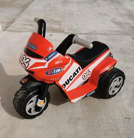 Peg Perego moto elettrica ducati Desmo sedici 