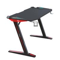 scrivania gamer con vari  accessori, non spedisco 