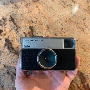 Macchina fotografica vintage kodak instamatic 133