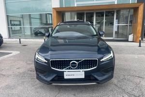 VOLVO - V60 - B4Geartr. Momentum Business Pro
