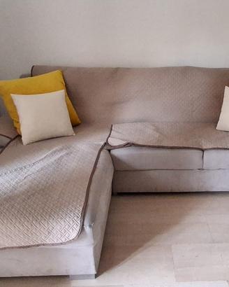 Divano con chaise longue a sinistra