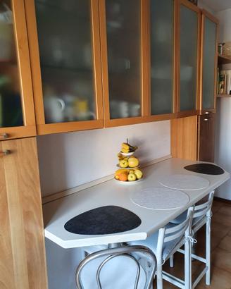 Mobile lungo x cucina o salotto