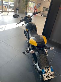 Ducati Scramble 800 Full Throttle