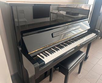 Pianoforte verricale - Yamaha U1F
