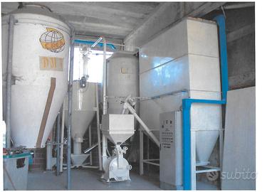 Piccolo mangimificio per azienda agricola