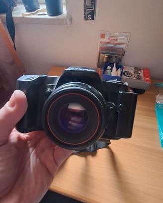 Olympus OM101 Power Focus + obiettivi + flash + bo