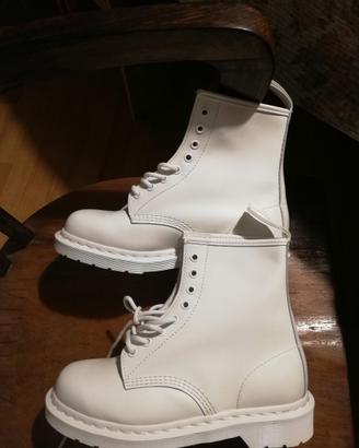 ANFIBI DR. MARTENS