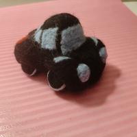 gioco in lana cardata macchinina