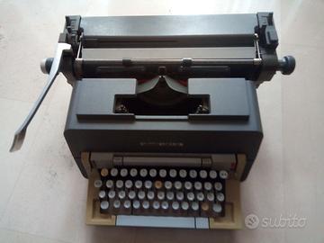 Macchina da scrivere meccanica olivetti L/98