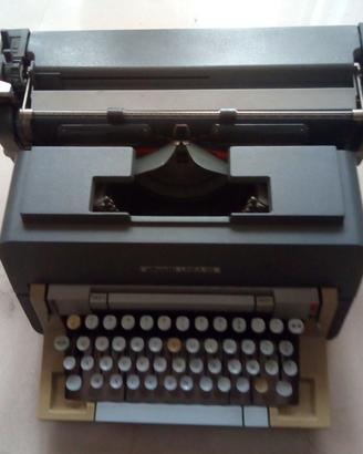 Macchina da scrivere meccanica olivetti L/98