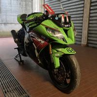 Kawasaki ZX10R 2014 pronto pista