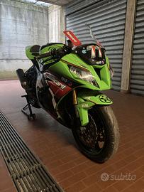 Kawasaki ZX10R 2014 pronto pista