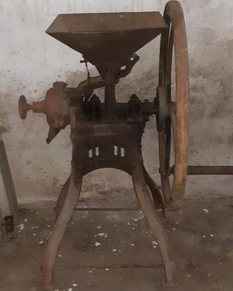 Antica macina cereali