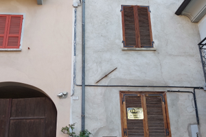Villetta da ristrutturare a Peveragno