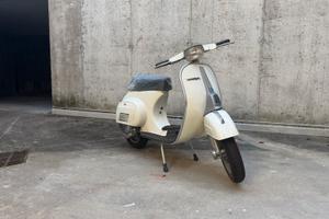Vespa 50 Special