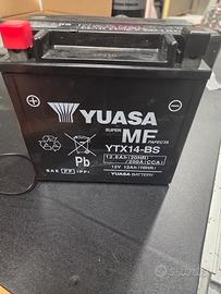 Batteria Moto Yuasa YTX14-BS 12V 12Ah 