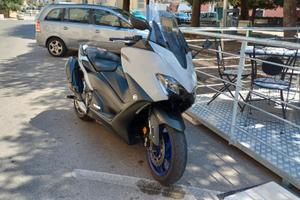 T MAX 560