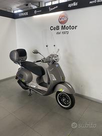 VESPA 300 GTS SUPERTECH